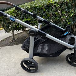 Graco Modes Nest2Grow Travel System