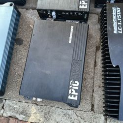 AUDIO CONTROL EPIC1000!! NEW!! 100$