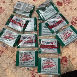 Only $3 Per Jumbo Rack Pack 1992 FLEER Baseball RACK PACK Box (GRIFFEY JR. Team Leader) 42 Cards Per Pack ! 