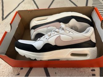 Women’s Nikes- Size 7.5