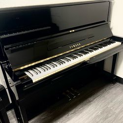 Yamaha U1 Upright Piano