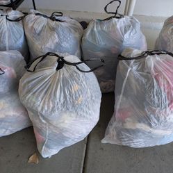Bulk Deal – Kids Clothes 0-7 Yrs - 7 bags full of quality children’s clothes – perfect for resale, donation, or personal use.
$0.35 per Piece