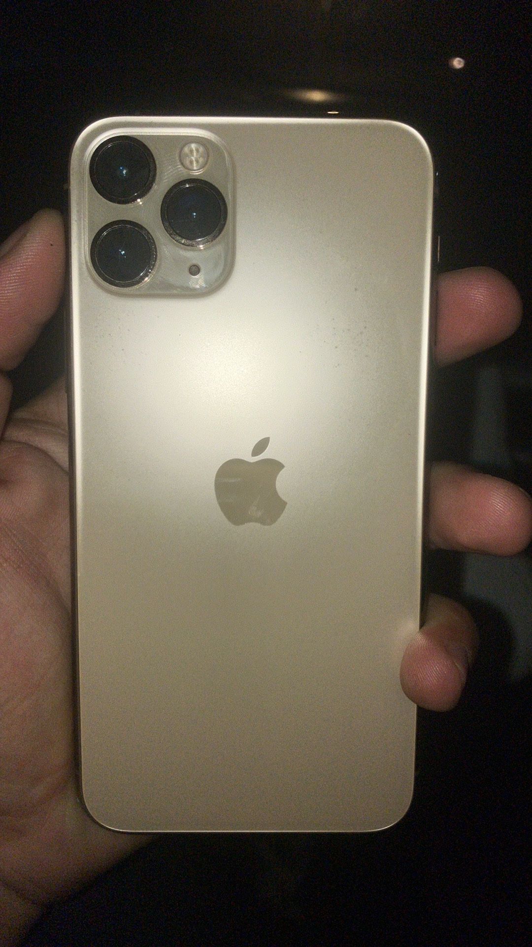 IPHONE 11 pro FULLY UNLOCKED 256gb