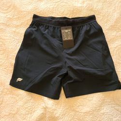 Fabletics The 7" Fundamental Shorts Small Lined