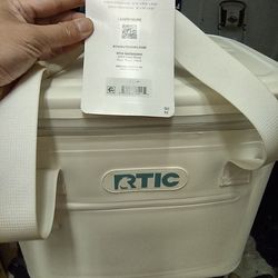 Rtic 30 cans ultra tough soft cooler  white ivory