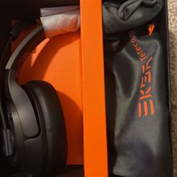 Wireless Headset For Trucker Or Office