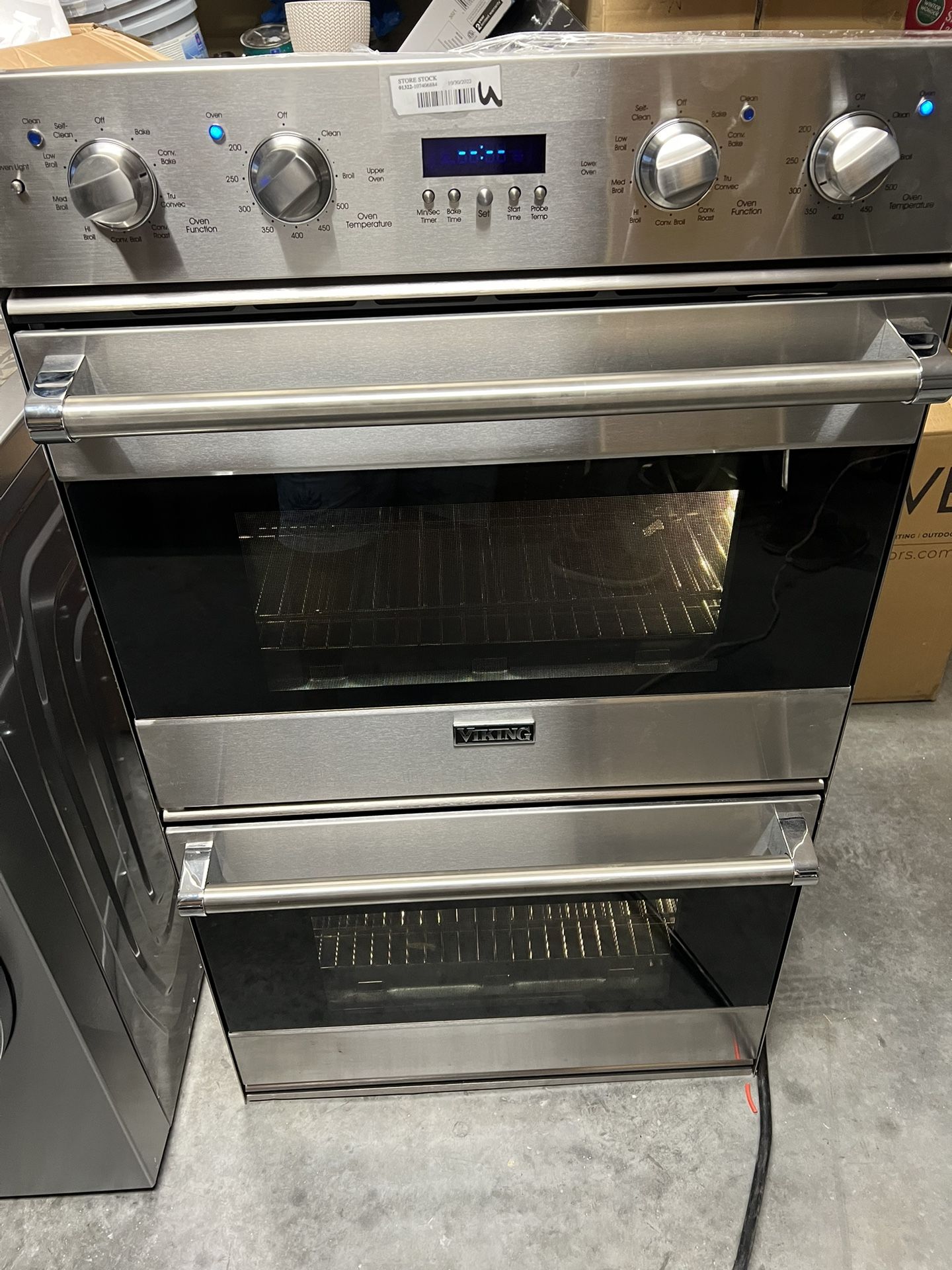 Viking Double Oven Like New Condition Only One Time Used 