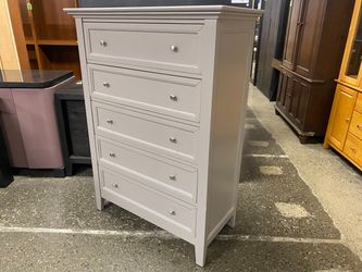 HOME MERIDIAN Sanibel Grey 5-Drawer Tall Dresser