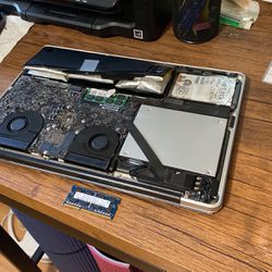 MacBook Pro For Part Only $20