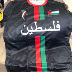 Size L Palestine t shirt