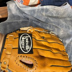 Baseball Glove Louisville Slugger  #Lf1300 