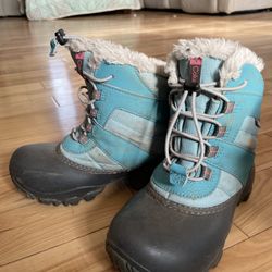 Kids Snow Boots Size 2