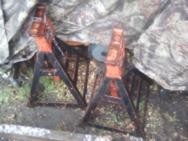 Jack Stands