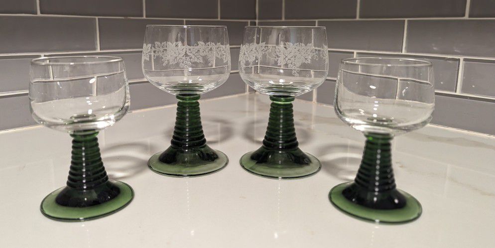 4 Vintage Wine Glasses 