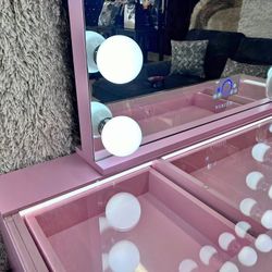  Vanity Make Up Mirrors From 300