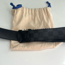 Louis Vuitton Men Belt Size 34 Used 