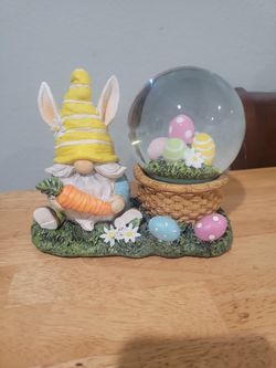 New Easter Gnome Snow Globe
