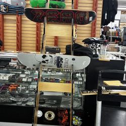 Skateboard Rack Sector 8 