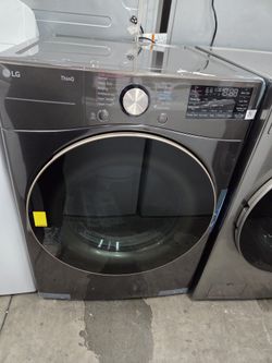 LG 7.4 cu. ft. Ultra Large Capacity Smart Wi-Fi Enabled Front Load Electric Dryer with TurboSteam™ and Built-In Intelligence