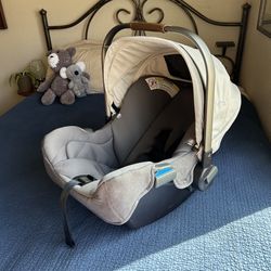 Nuna PIPA Car Seat