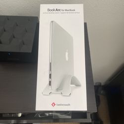 Book Arc For MacBook