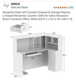 Reception desk