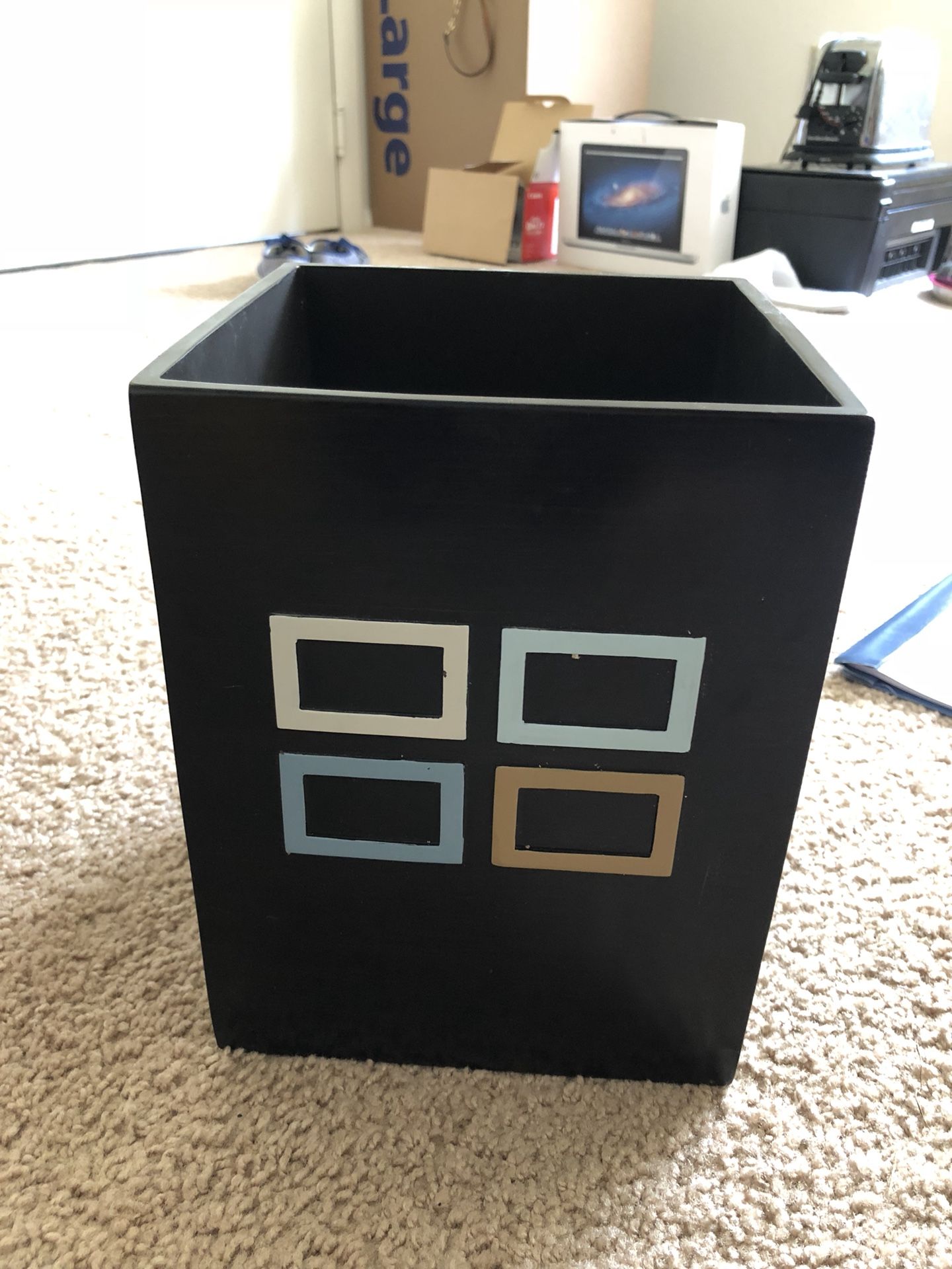 Small trash can