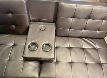 Memory Foam 71.5" Futon with Cupholder and USB, Black Faux Leather Sofa futon Color Negro Casi Nuevo