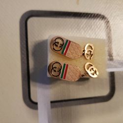 Aretes