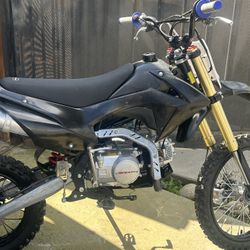 Dirt Bike  125 