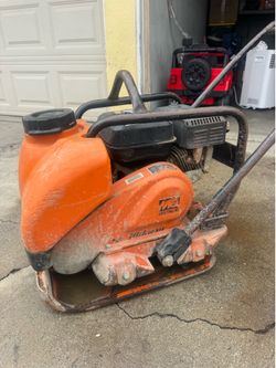 Compacter  plate