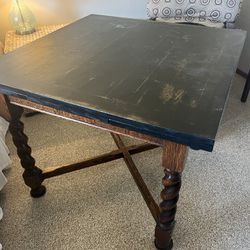 Antique Dinning Room Table 