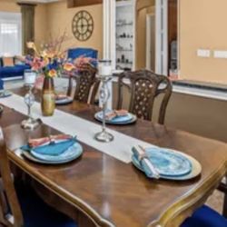 6 Chair Dining set extendable table