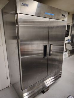 Avantco 54" Reach-In Commercial Freezer Stainless Steel - Like New