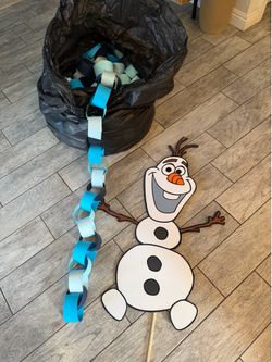 Olaf cut and paper garland