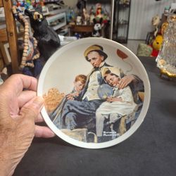 Norman Rockwell Japan Fine Porcelain Collector's Plate 6.5" Nostalgic Depiction Of American Life-Man W/2 Children, Vintage 80's