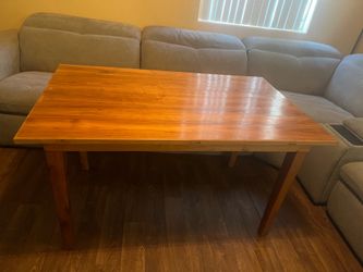 dinette table and chairs