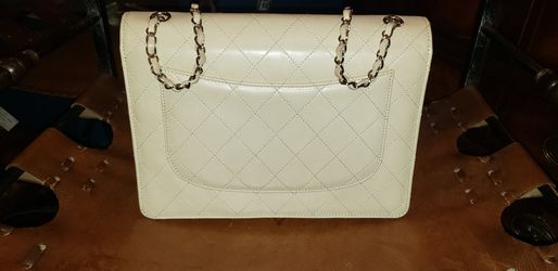 Vintage Chanel Flap Bag for Sale in Scottsdale, AZ - OfferUp