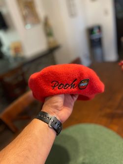 Disney Winnie the Pooh Hunny Pot Beret - BoxLunch Exclusive Disneyland Mickey Mouse Minnie Mouse