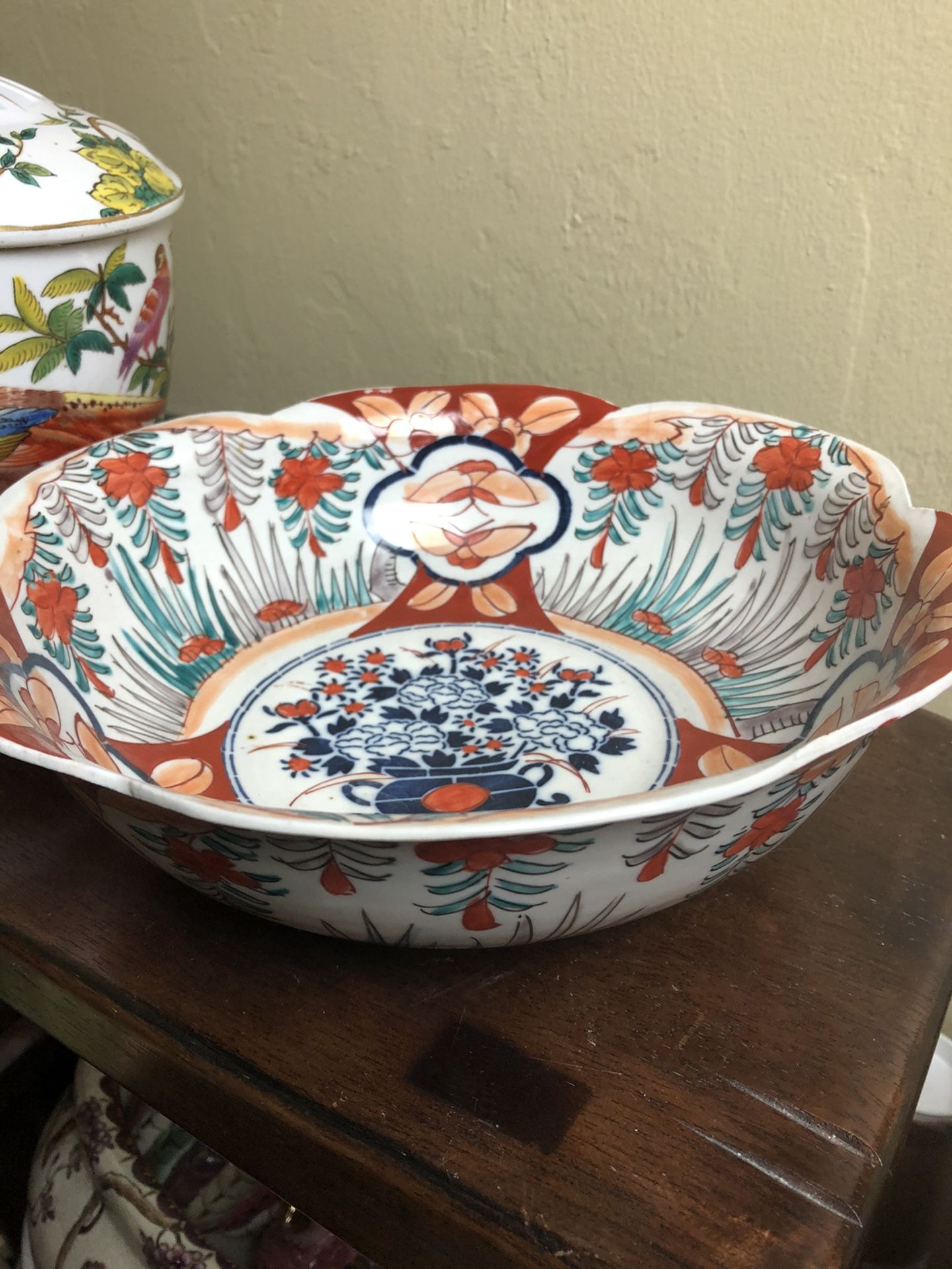 Vintage Signed Imari Asian Porcelain Bowl