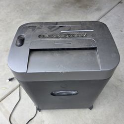 Paper Shredder 