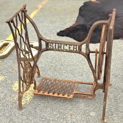 base de maquina de coser industrial ideal para proyecto mesa o algo 