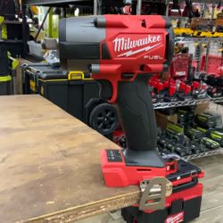 Milwaukee M18 FUEL Gen-2 18V Lithium-Ion Brushless Cordless Mid Torque 1/2 in. Impact Wrench w/Friction Ring (Tool-Only)