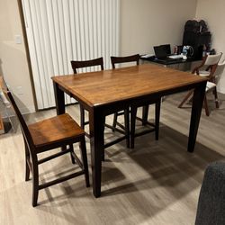 Kitchen Table and Chairs 