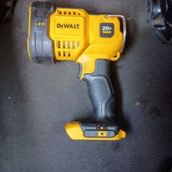 DeWalt Lantern Spotlight With Battery