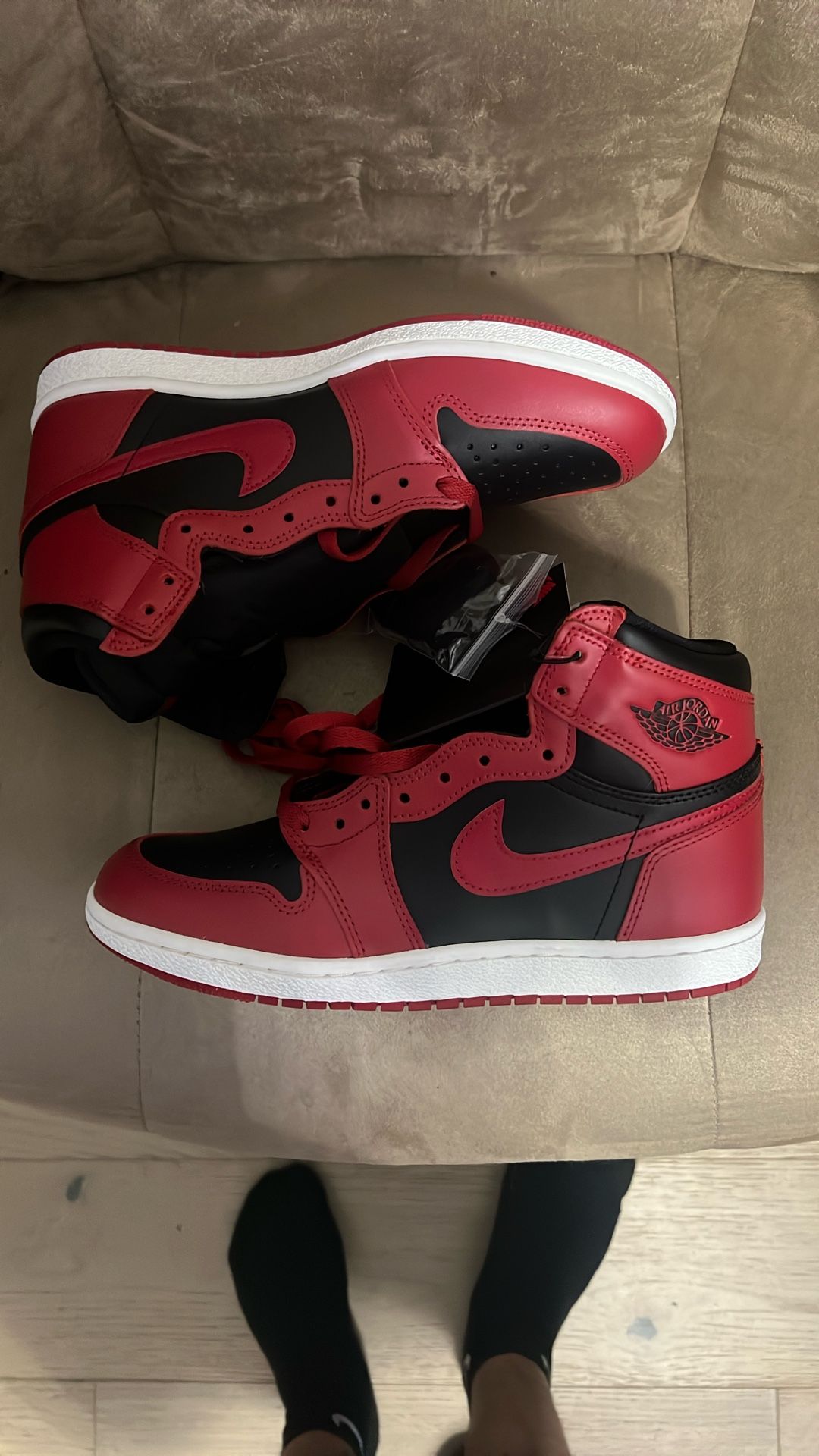 Air Jordan 1 Retro High ‘85 OG Size 8.5 Men’s
