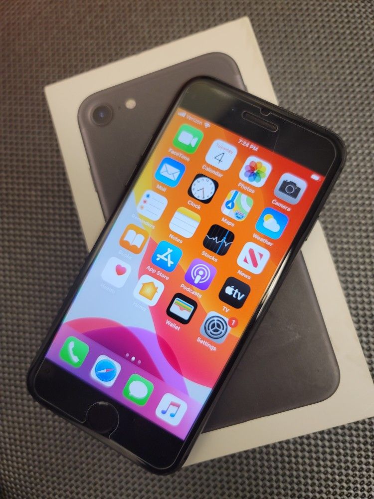 Unlocked IPhone 8 256GB