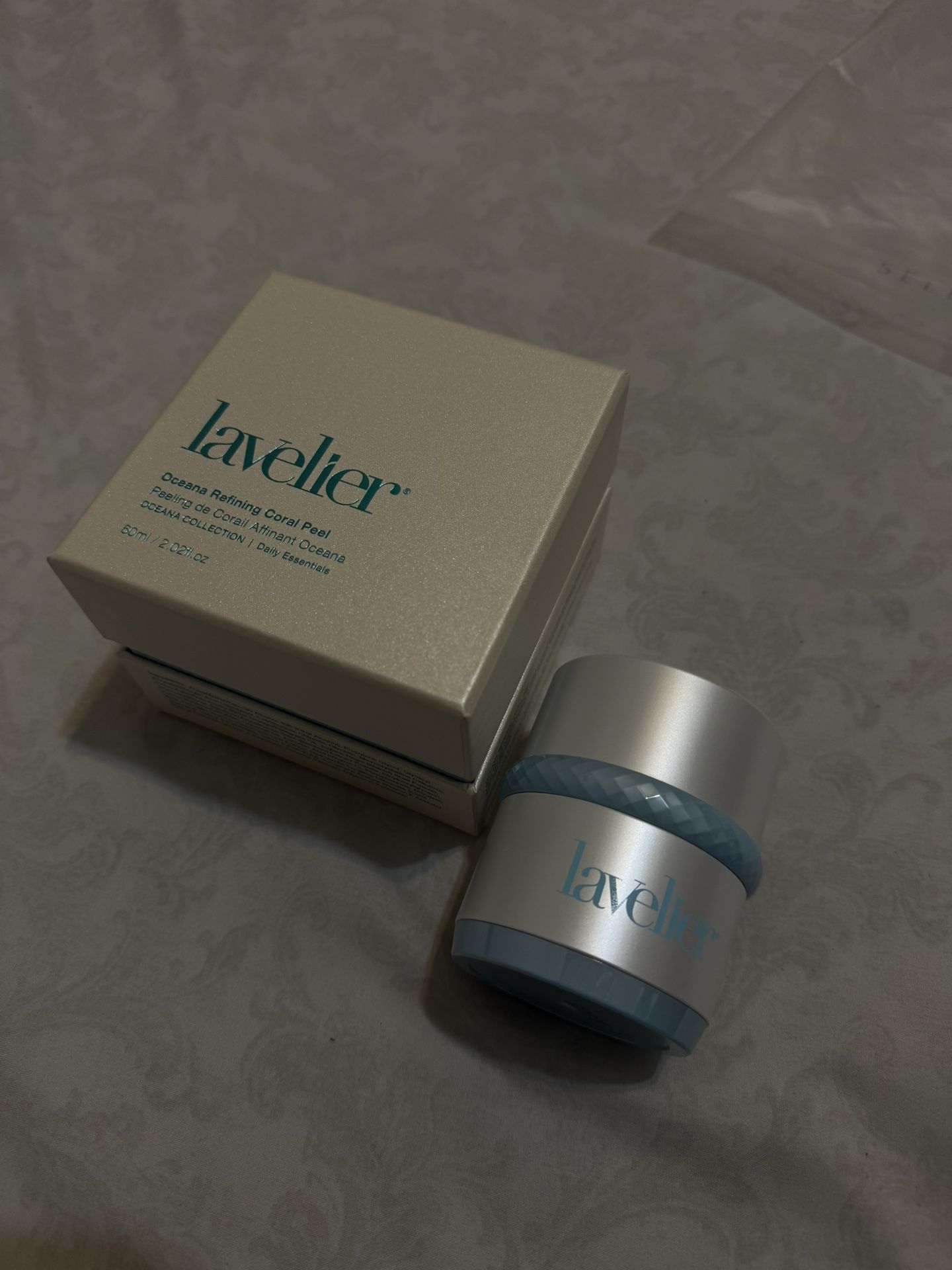 Lavelier Oceana Refining Coral Peel