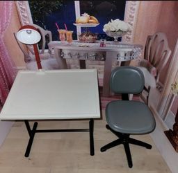 Pleasant Company Art Desk