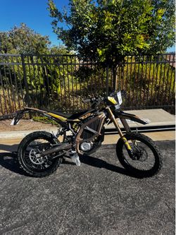 Surron ultra bee